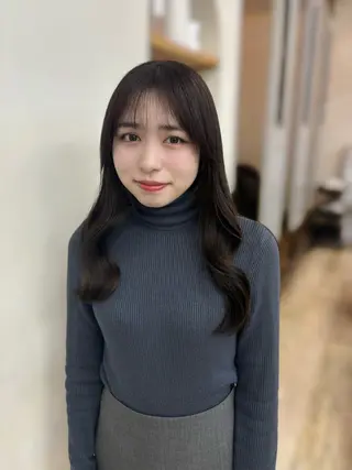 セミロング 髪質改善♡ 保坂汐音のヘアスタイル