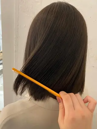 ミディアム カラー 関 桃萌果のヘアスタイル