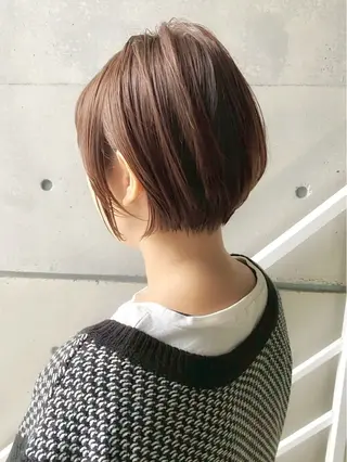 ショート カラー ✂︎cadre✂︎ 🪶かまだれいし🪶のヘアスタイル
