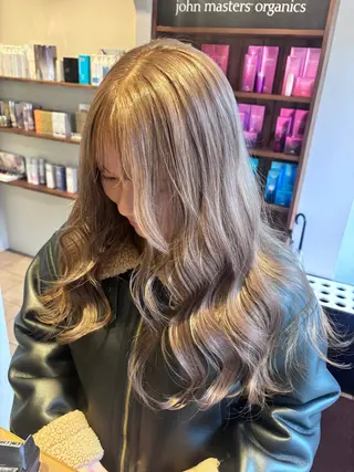 ロング ブリーチなしWカラー /SACHIKAのヘアスタイル