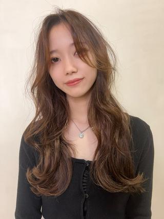 ロング カラー 平田 一成のヘアスタイル