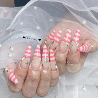 ネイル サイナネイル🎀 長さ出し専門店のネイルデザイン
