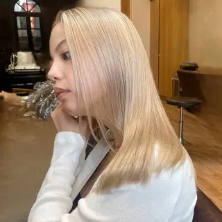 セミロング カラー マンツーマン 美容師💚コウブチのヘアスタイル