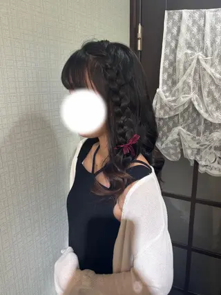 ロング ヘアアレンジ ココシャル miranoのヘアスタイル