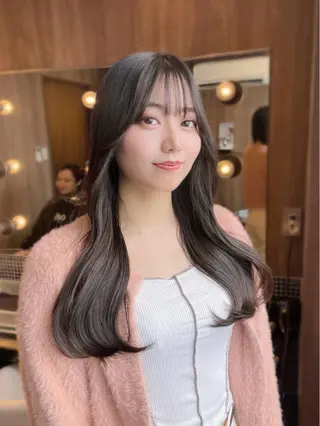 ロング カラー チヒョ🦋 韓国hair🇰🇷のヘアスタイル