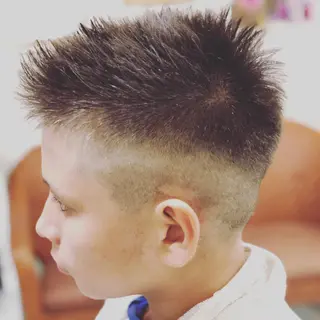 ショート キッズ dealers カルロスのヘアスタイル