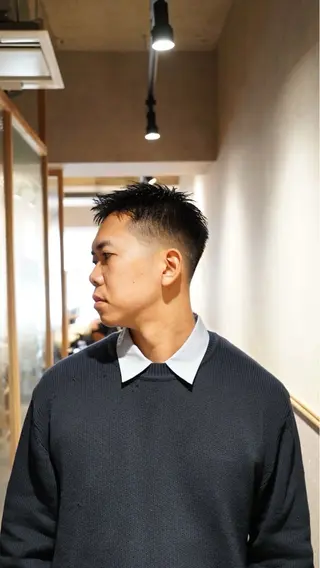 ショート メンズ 東 峻平のヘアスタイル