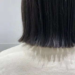 ミディアム カラー uka スタイリスト 楠本紗己のヘアスタイル