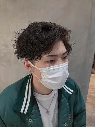 ショート パーマ メンズ 波巻きスパイラルパー マ/シャドウパーマ駿のヘアスタイル