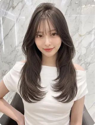 セミロング カラー 髪質改善/艶髪特化 TORIIのヘアスタイル
