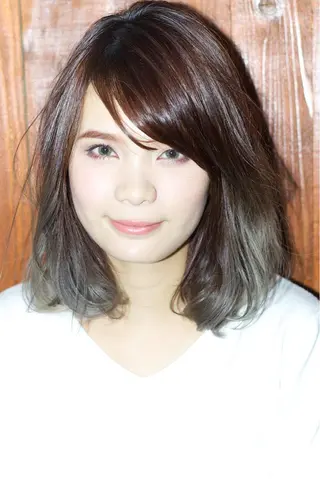 ミディアム カラー 佐野 寛のヘアスタイル