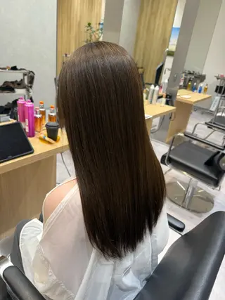 ロング カラー 長谷川 紗羅のヘアスタイル