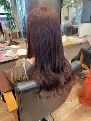 ロング カラー 成瀬 妃生路のネイルデザイン