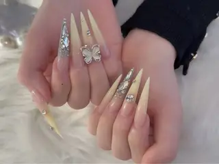 ネイル Luvia Ginzaのネイルデザイン