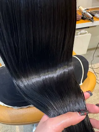 セミロング カラー 波津久 鈴愛のヘアスタイル