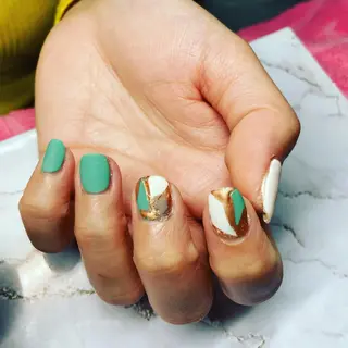 ショート ネイル 中村 梨奈のネイルデザイン