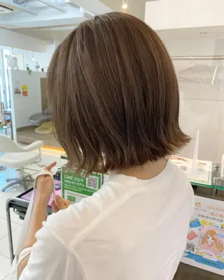 ミディアム カラー アレンジ&ショート 💙YUKINOのヘアスタイル