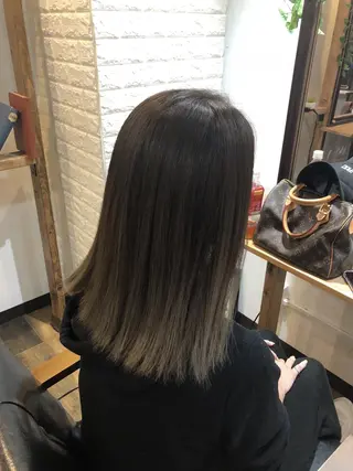 セミロング カラー 藤尾 僚平のヘアスタイル