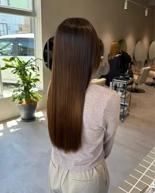 ロング 井山 葵のヘアスタイル