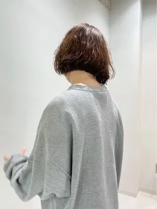 ミディアム パーマ 佐伯 和佳のヘアスタイル