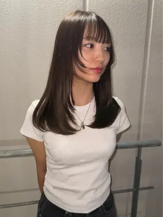 セミロング 中根 亜莉紗 名駅のヘアスタイル