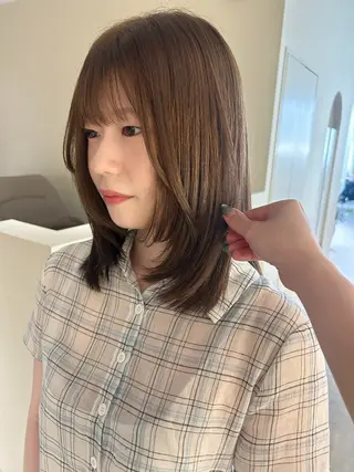 ミディアム カラー 透明感カラー レイヤー/むつきのヘアスタイル