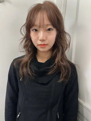 ロング ベージュカラー 🎀 ナナのヘアスタイル