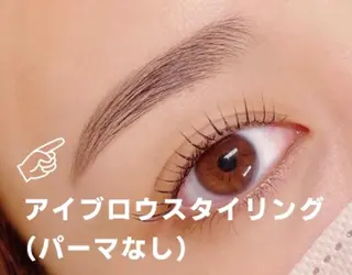 アイブロウ Bliss(ブリス) NEA協会認定校のネイルデザイン