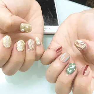 ネイル 板垣 綾乃のネイルデザイン