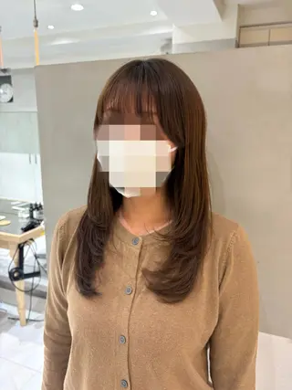 ミディアム 似合わせレイヤー 🩶アヤラのヘアスタイル