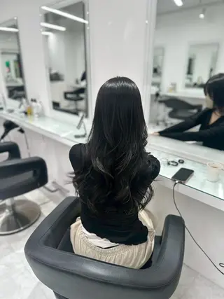 カラー 夏の透明感🤍トレ ンドレイヤー🤍銀座のヘアスタイル