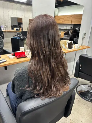 セミロング カラー . Manatoのヘアスタイル