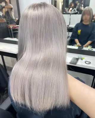ミディアム カラー マリカ🦋韓国 ハイトーン/エクステのヘアスタイル
