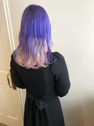 セミロング カラー MIOベージュカラー 柔らかいカラーのヘアスタイル