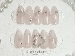ネイル めぐ 💫ワンホンネイルのネイルデザイン