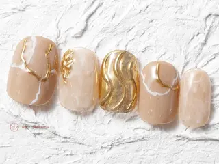ネイル i nails 横浜WESTのネイルデザイン