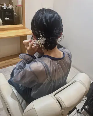 ミディアム ヘアアレンジ 🪞Unge チヒロ 女性限定のヘアスタイル