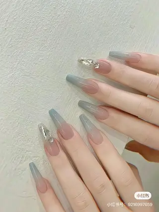 ネイル 🎀kira 長さだし💗モチ最高のネイルデザイン