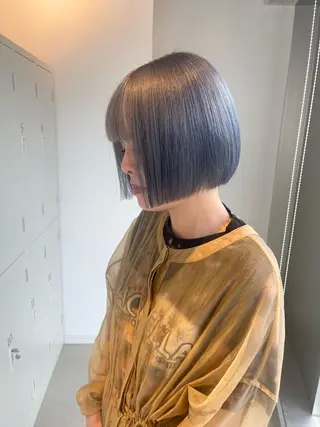 ショート カラー 店長 MANAMI 艶カラー／骨格ボブのヘアスタイル