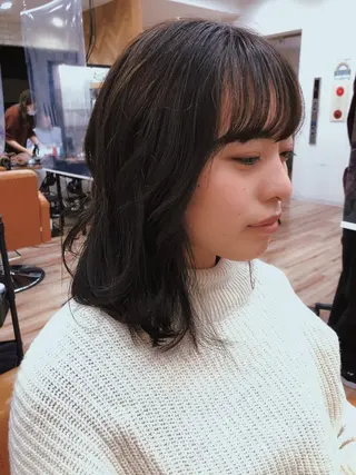 ミディアム 杉野 凜のヘアスタイル