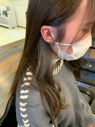 ロング カラー 梶原 真帆のヘアスタイル