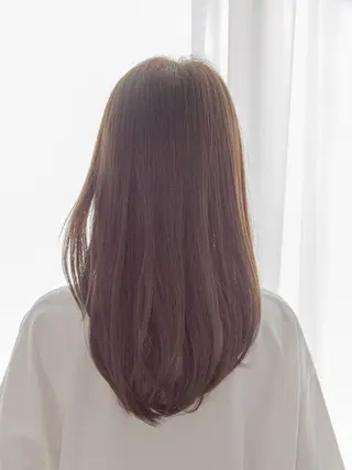 カラー 💜堀 有紀💜のヘアスタイル