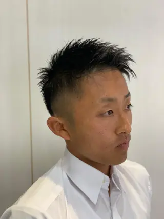 ショート メンズ 渡邊 絢のヘアスタイル