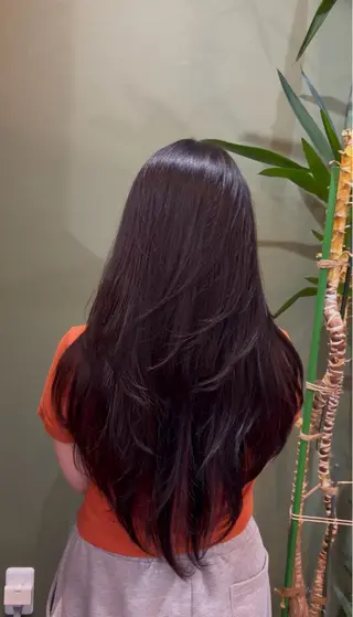 ロング 内山 優のヘアスタイル