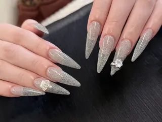 ネイル 💜MIYA nail鶴見店のネイルデザイン