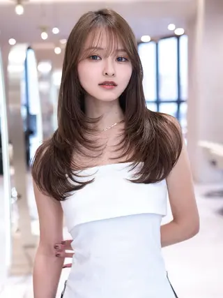 ロング レイヤー似合わせ 透明感カラーりきやのヘアスタイル