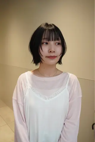 ショート カラー パーマ ヘアアレンジ メンズ 切りっぱなしヘアボブ ミディアムヘアRYOのヘアスタイル