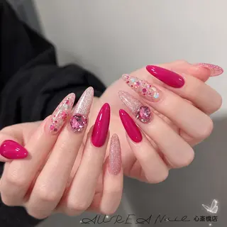 ネイル AUREA Nail 心斎橋店のネイルデザイン