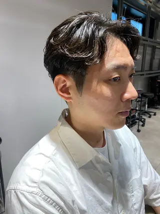 パーマ メンズ 似合う髪型見つけます AYAKAのヘアスタイル