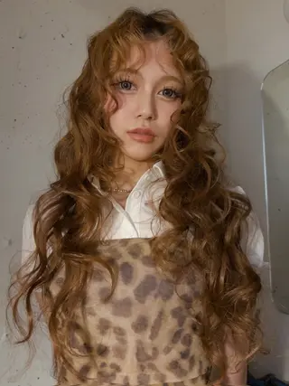 ロング SITY. NENE /カラーモデルのヘアスタイル